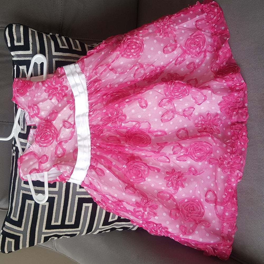 Vestido para niña. Talla 18 meses